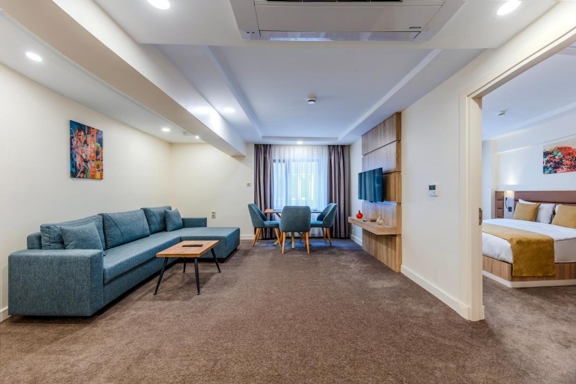 Roys Hotel & Suites Istanbul Eksteriør billede