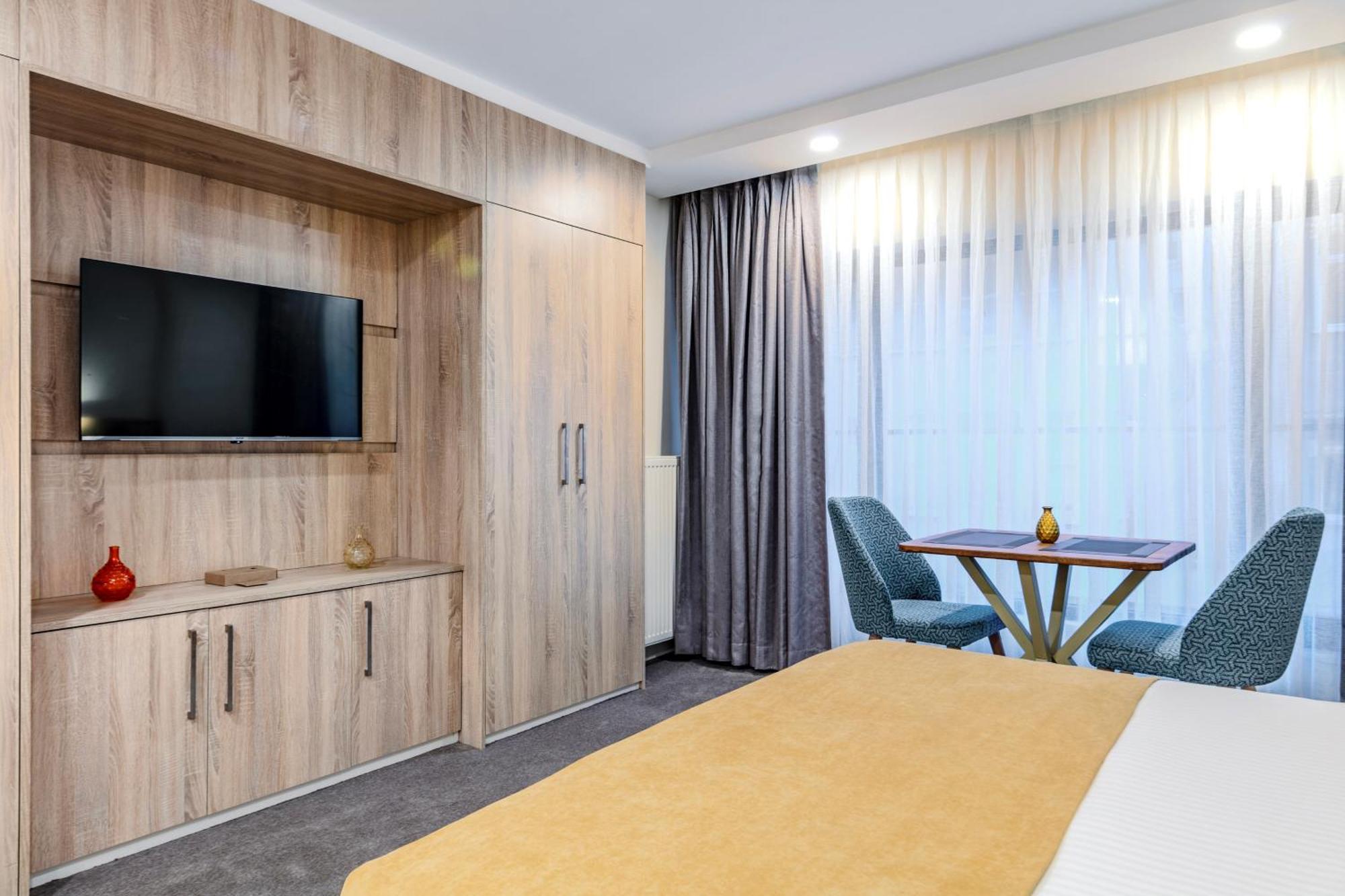 Roys Hotel & Suites Istanbul Eksteriør billede