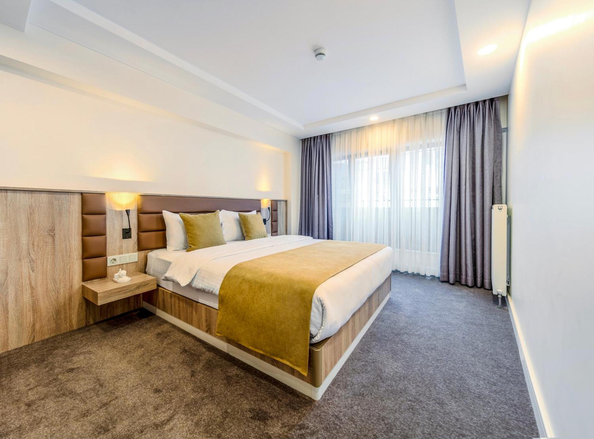 Roys Hotel & Suites Istanbul Eksteriør billede