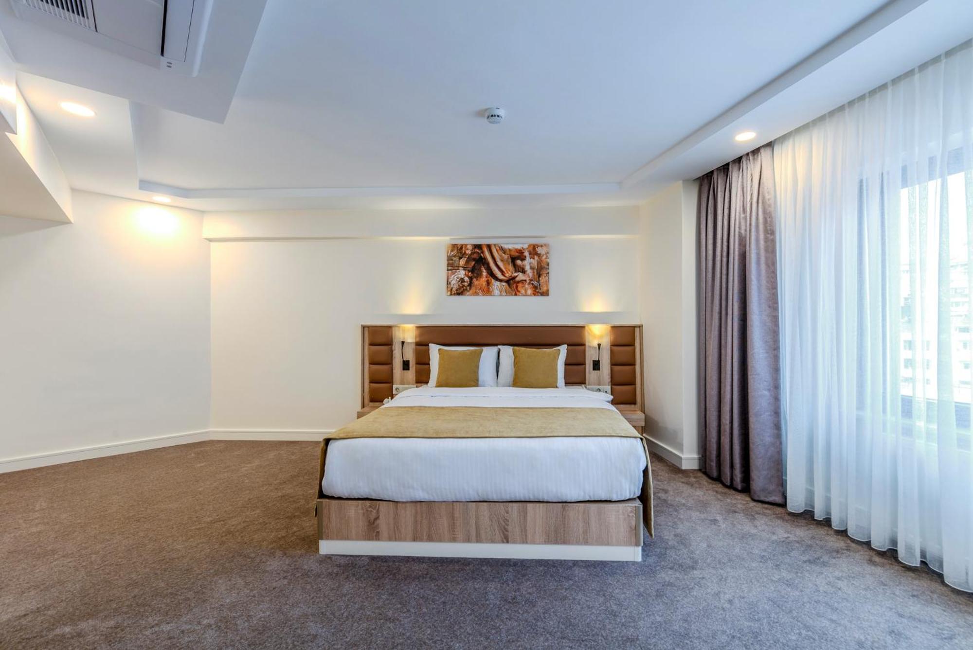 Roys Hotel & Suites Istanbul Eksteriør billede
